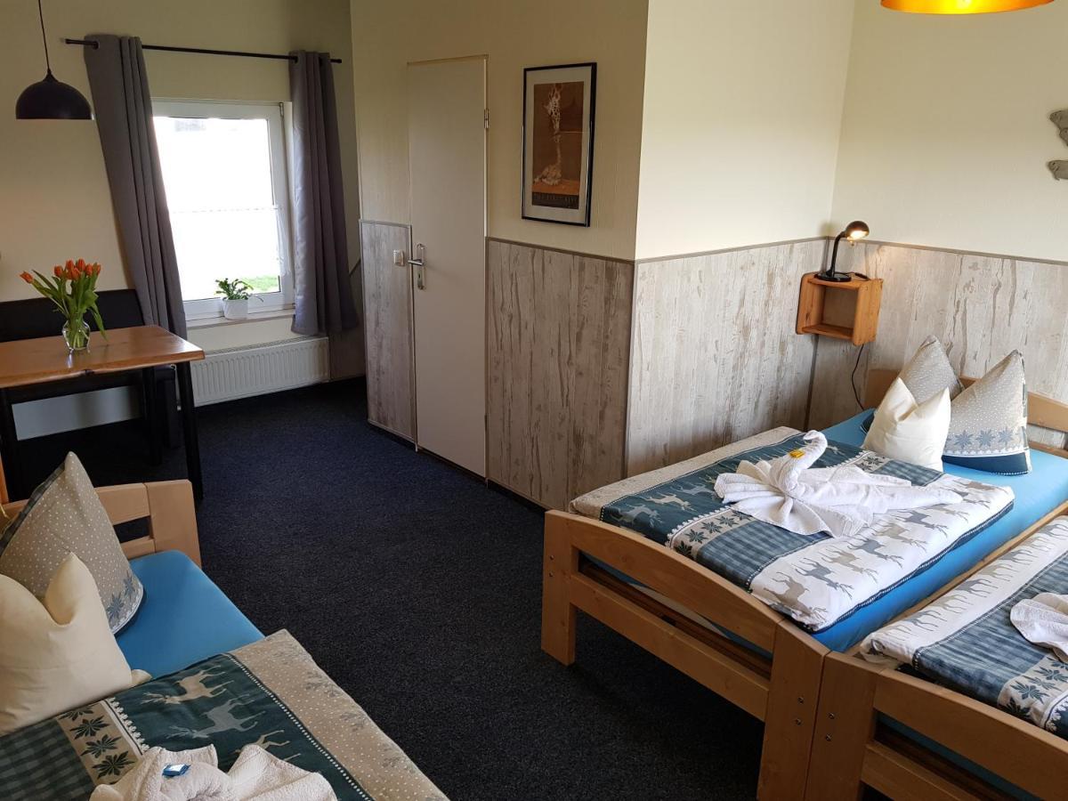 Landhotel Pathes Hof Volkenshagen Exterior photo