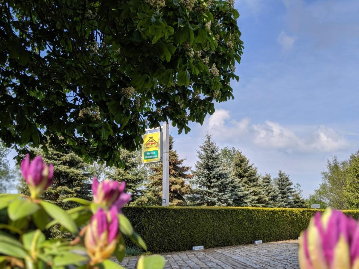 Landhotel Pathes Hof Volkenshagen Exterior photo